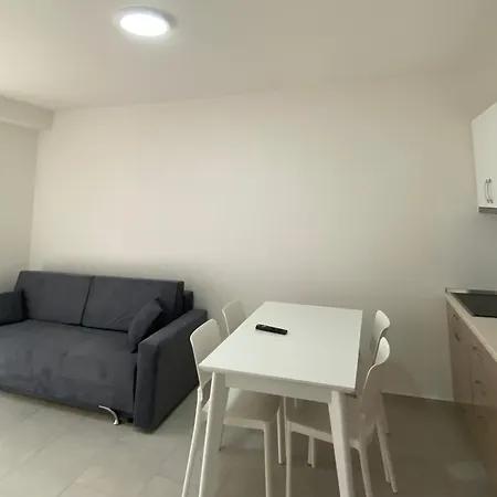 Apartman Bluewaveapartments 3 *