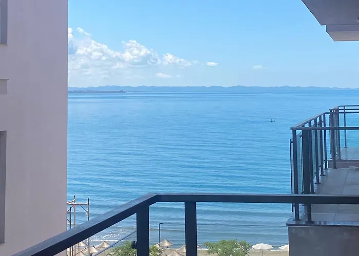 Bluewaveapartments 3 * Shëngjin